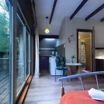 Poziomka Πανδοχείο Kujan