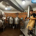 Poziomka Πανδοχείο *