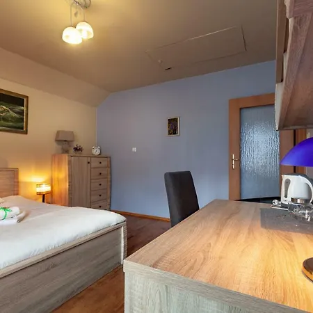 Poziomka Inn Kujan