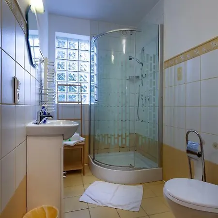 Poziomka Herberg Kujan